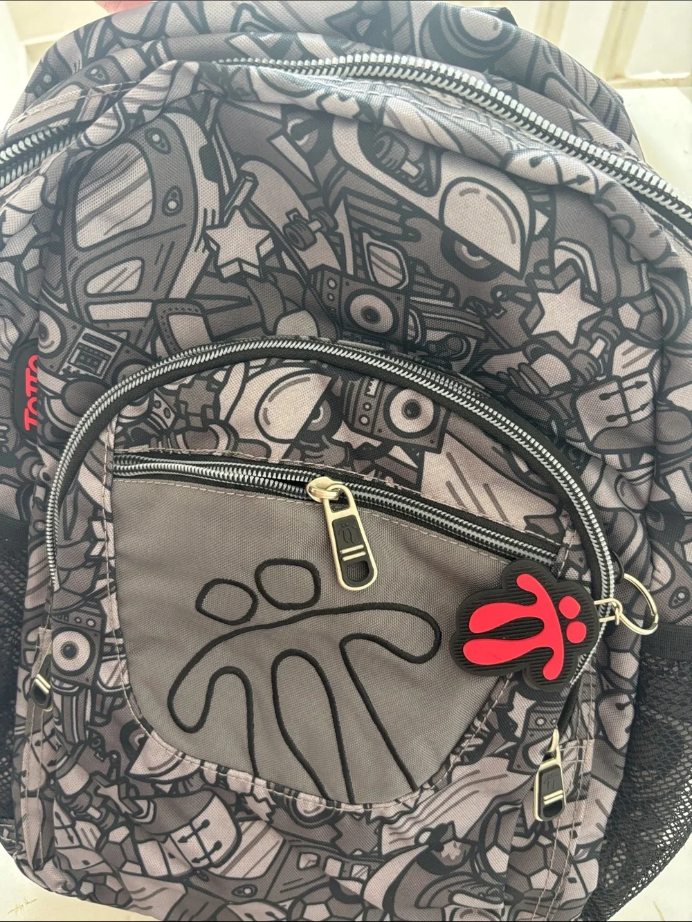 NWT Totto Gray and Black Graphic boy's Backpack